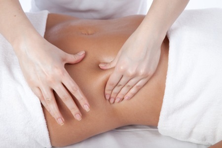 benefícios da massagem redutora ou modeladora