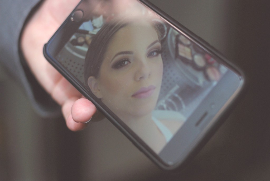 Curso de maquiagem online na palma da mão