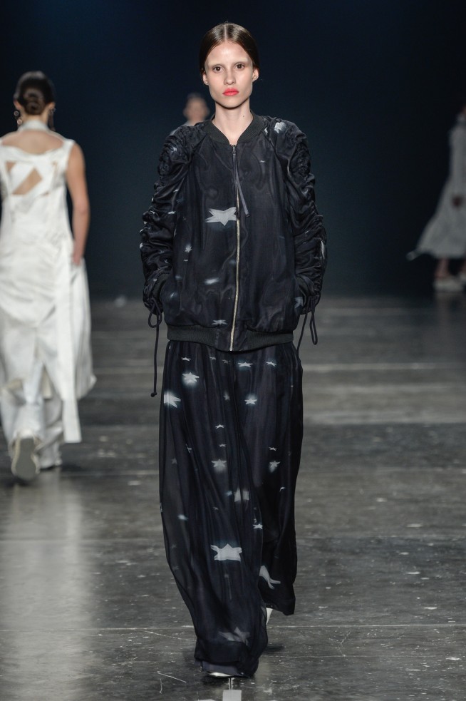 apartamento05-spfw-verao17-lookbook-08-654x983