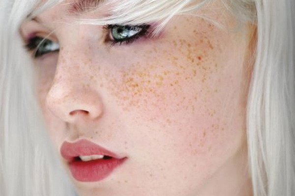 dicas_de_maquiagem_para_albinas 2