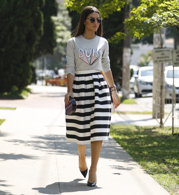 saia_listrada_striped_skirt_street_style4