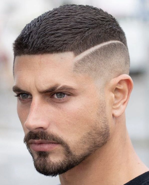 corte de cabelo masculino na régua