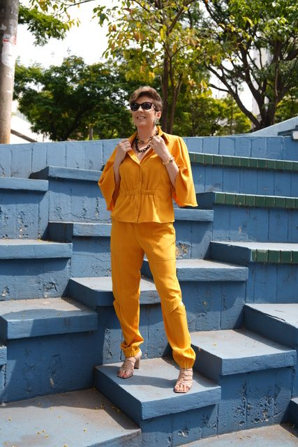 Look amarelo outfit monocromático por Alessandra Faria