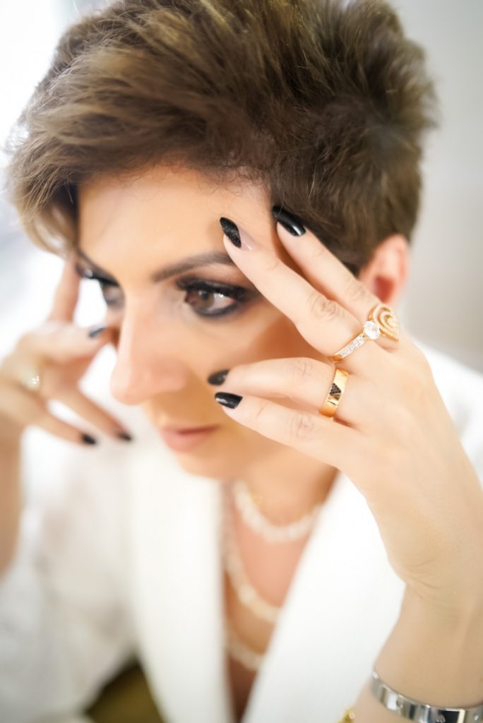 10 truques de maquiagem para parecer mais jovem por Alessandra Faria